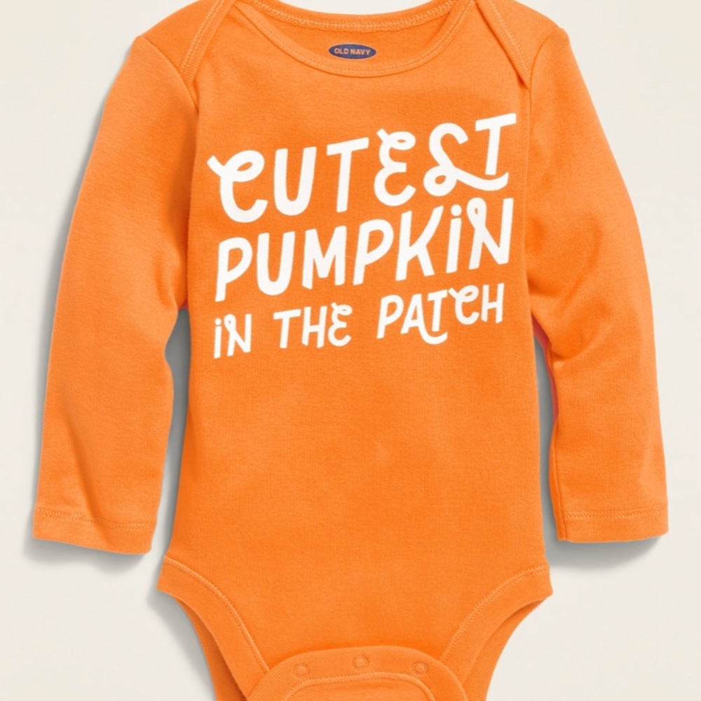Baby pumpkin 🎃 onsie